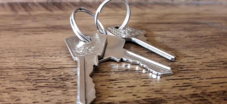 Чому в будинку постійно зникають речі і що це може означати Чому в будинку постійно зникають речі і що це може означати