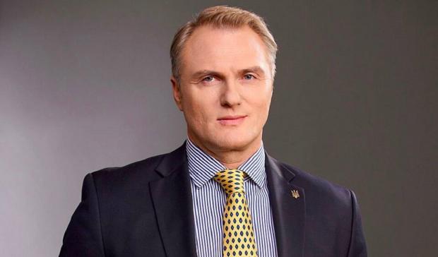 “Чорну ікру не їмо”: Рибчинський позбувся прибуткових бізнесів і чесно зізнався, за що живе під час війни “Чорну ікру не їмо”: Рибчинський позбувся прибуткових бізнесів і чесно зізнався, за що живе під час війни