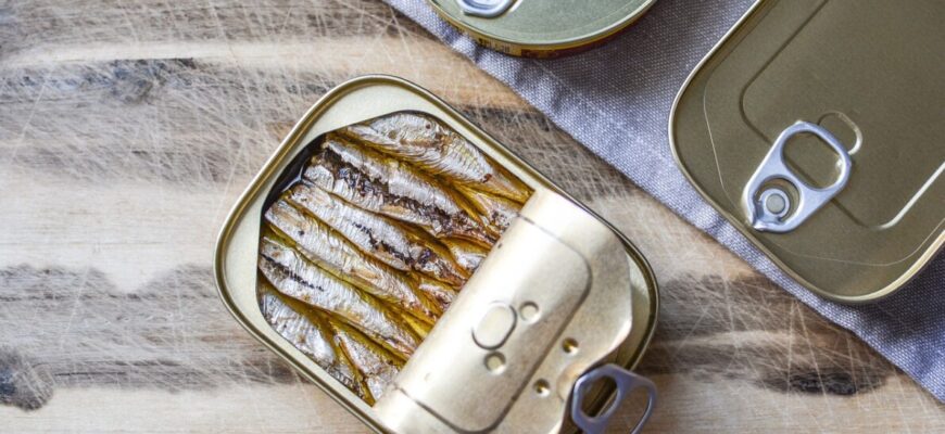 Додайте цей 1 інгредієнт в бутерброди зі шпротами – і рибка не зісковзує, і смак неперевершений Додайте цей 1 інгредієнт в бутерброди зі шпротами – і рибка не зісковзує, і смак неперевершений