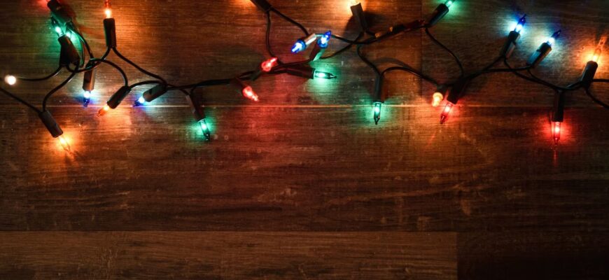 Знайшла спосіб освітити квартиру в блекаут та додати новорічний настрій: вам потрібна всього 1 річ Знайшла спосіб освітити квартиру в блекаут та додати новорічний настрій: вам потрібна всього 1 річ