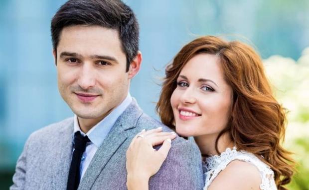 “Грали в дорослі ігри по відеозвʼязку”: Андрій Федінчик вперше прокоментував розлучення з Денисенко “Грали в дорослі ігри по відеозвʼязку”: Андрій Федінчик вперше прокоментував розлучення з Денисенко