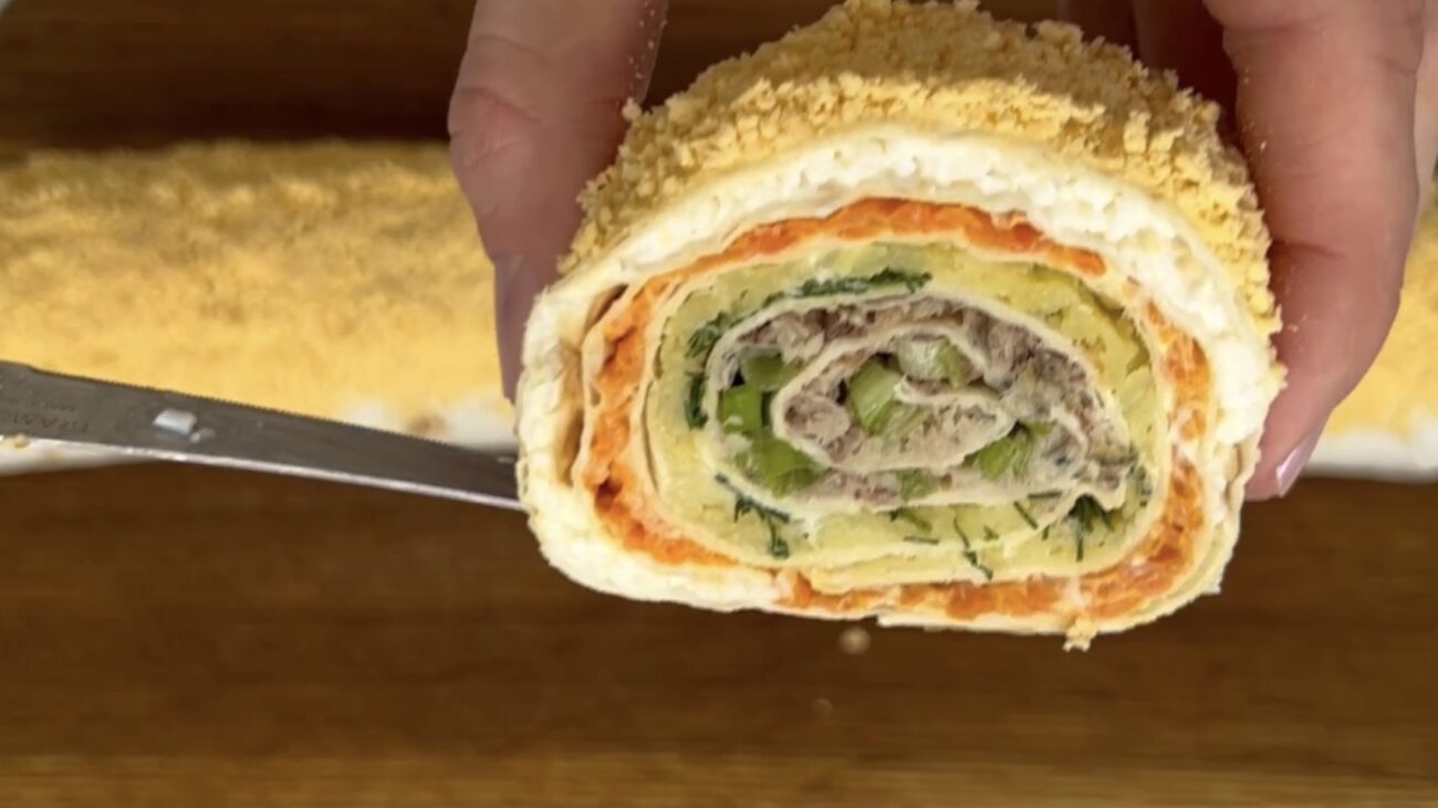 Господині розповіли, як приготувати салат Мімоза у лаваші Господині розповіли, як приготувати салат Мімоза у лаваші