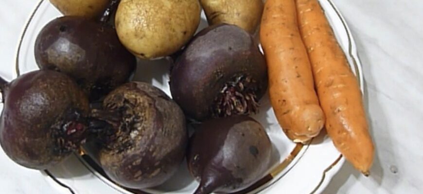 2 ложки у каструлю – і буряк, картопля й морква готові за 10 хвилин: дуже економить час на Новий рік 2 ложки у каструлю – і буряк, картопля й морква готові за 10 хвилин: дуже економить час на Новий рік