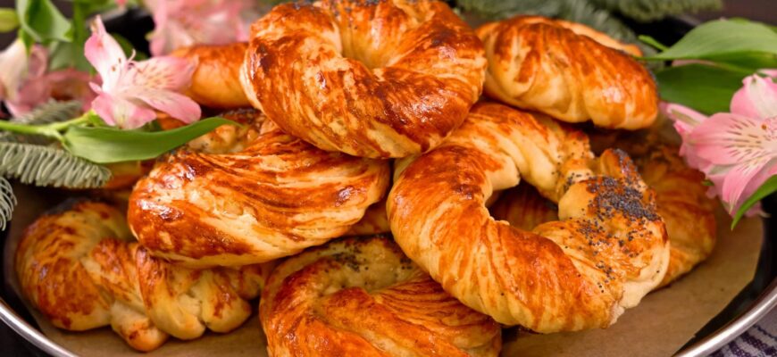 І не масло, і не маргарин – ось що додаю у випічку, аби виходила смачною та ніжною: бабуся розповіла І не масло, і не маргарин – ось що додаю у випічку, аби виходила смачною та ніжною: бабуся розповіла