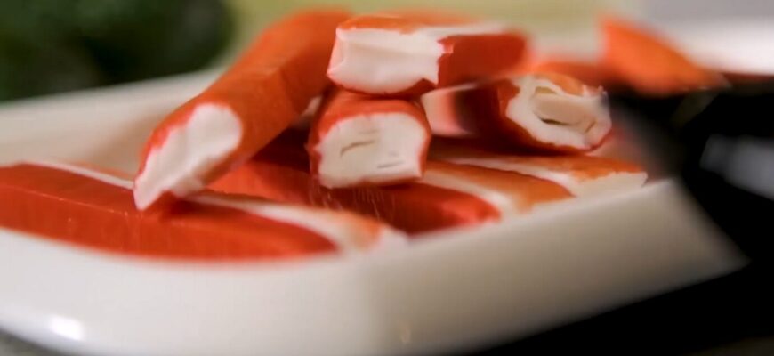 Як обрати крабові палички на салат: завжди шукаю у складі 1 слово, аби вразити смаком салату навіть свекруху Як обрати крабові палички на салат: завжди шукаю у складі 1 слово, аби вразити смаком салату навіть свекруху