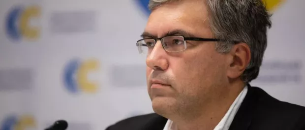 Щоб компенсувати інфляцію, на зарплати військовим треба виділити близько 300 млрд грн й наша фракція знайшла, звідки їх можна узяти, – нардеп Щоб компенсувати інфляцію, на зарплати військовим треба виділити близько 300 млрд грн й наша фракція знайшла, звідки їх можна узяти, – нардеп