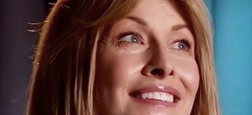 Олена Кравець приїхала на Різдво до 86-річного батька та разом з ним звернулася до українців Олена Кравець приїхала на Різдво до 86-річного батька та разом з ним звернулася до українців