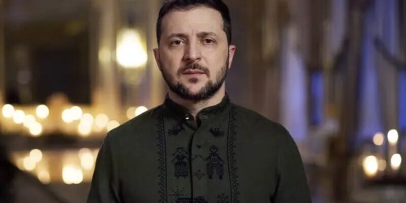 Новорічне привітання Володимира Зеленського: де та коли дивитися – список трансляцій Новорічне привітання Володимира Зеленського: де та коли дивитися – список трансляцій