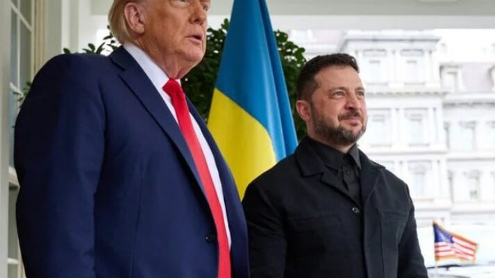 Трамп назвав Зеленського “чудовим продавцем” і зробив заяву про втрату частини України Трамп назвав Зеленського “чудовим продавцем” і зробив заяву про втрату частини України