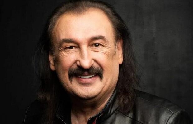 “Широка публіка не знала”: Павло Зібров уперше розповів про хворобу Степана Гіги, яку співак приховував за життя “Широка публіка не знала”: Павло Зібров уперше розповів про хворобу Степана Гіги, яку співак приховував за життя