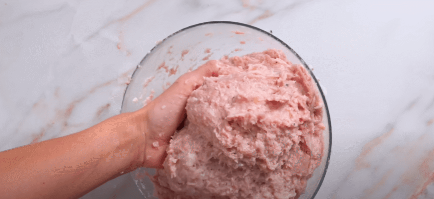 Саме такі котлети люблять чоловіки: пишні і тануть в роті як пух: особливий рецепт від бабусі Саме такі котлети люблять чоловіки: пишні і тануть в роті як пух: особливий рецепт від бабусі