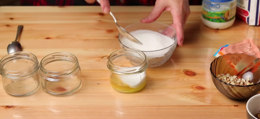 Потрібна лише 200 г банка! Ось що готують киянки на десерт без міксера, світла і духовки! Потрібна лише 200 г банка! Ось що готують киянки на десерт без міксера, світла і духовки!