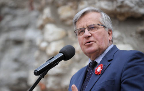 США готують перемогу Путіна у війні проти України, – експрезидент Польщі США готують перемогу Путіна у війні проти України, – експрезидент Польщі