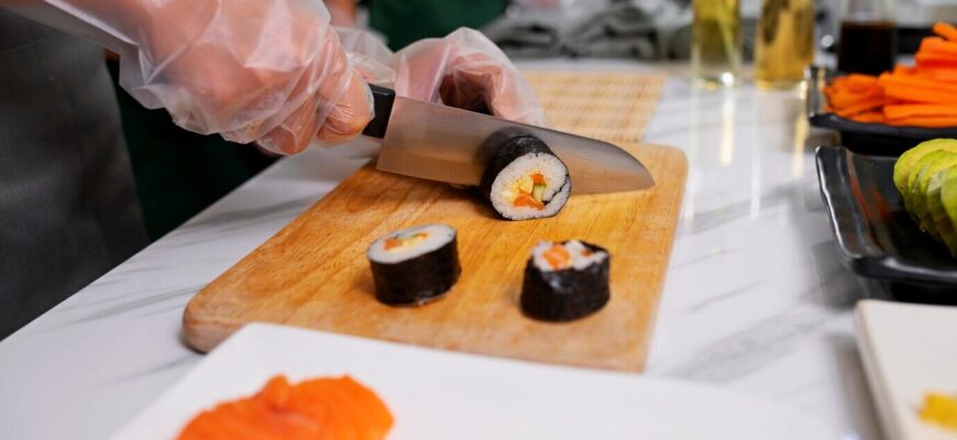 Тепер суші не замовляю у ресторанах – готую вдома альтернативу: виходить в рази дешевше, а смак той самий Тепер суші не замовляю у ресторанах – готую вдома альтернативу: виходить в рази дешевше, а смак той самий