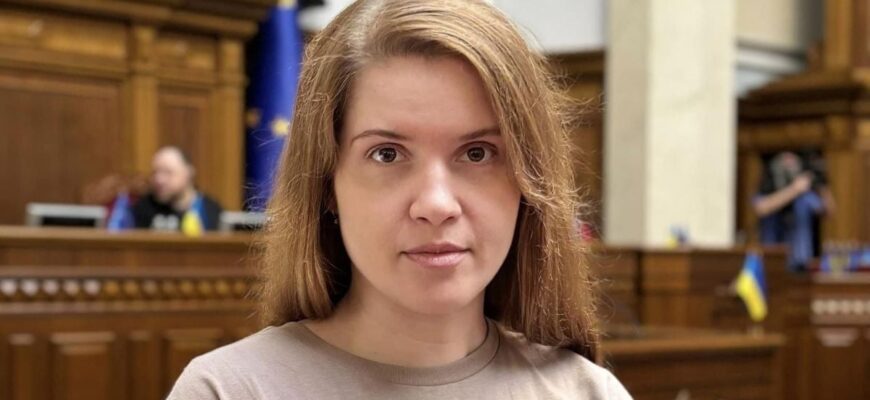 Російські війська взяли курс до Запоріжжя та Дніпра – депутатка Безугла Російські війська взяли курс до Запоріжжя та Дніпра – депутатка Безугла