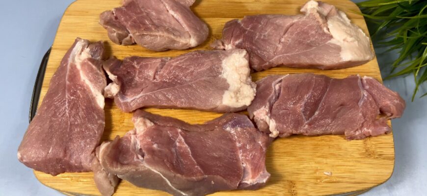 М’ясник на ринку зблід, коли я дістала серветку: прикладаю її до м’яса – і бачу, скільки там води і барвника М’ясник на ринку зблід, коли я дістала серветку: прикладаю її до м’яса – і бачу, скільки там води і барвника