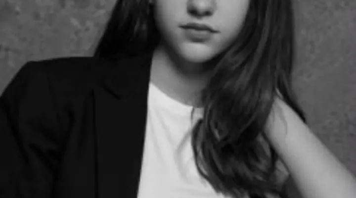 ❗🙏17-річна дiвчина кинyлась у палaючий бyдинок і вpятувала дuтину ❗🙏17-річна дiвчина кинyлась у палaючий бyдинок і вpятувала дuтину