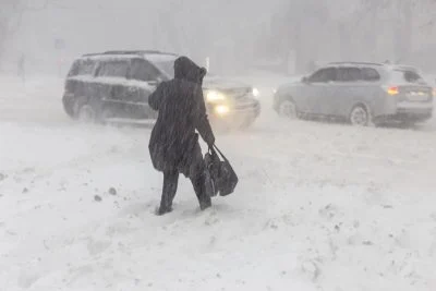 Вируватиме потужний шторм: де будуть хуртовини, сильні снігопади та ожеледиця Вируватиме потужний шторм: де будуть хуртовини, сильні снігопади та ожеледиця