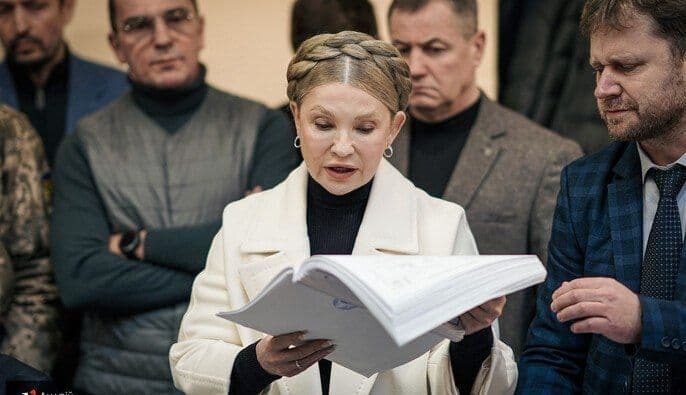 На суді Тимошенко скандал: захисники депутатки повстали На суді Тимошенко скандал: захисники депутатки повстали