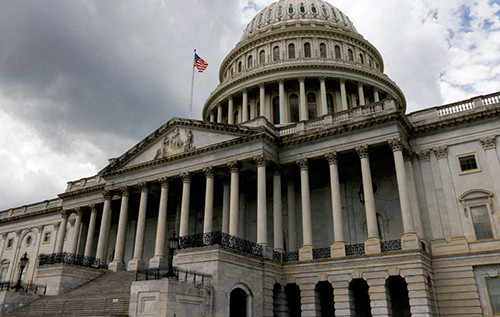 У Конгресі хочуть усунути Трампа з посади, бо він "психічно хворий" У Конгресі хочуть усунути Трампа з посади, бо він "психічно хворий"