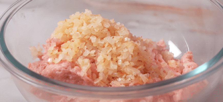 Котлети пишні і соковиті навіть через 3 дні після приготування: додаю у фарш ЦЕ Котлети пишні і соковиті навіть через 3 дні після приготування: додаю у фарш ЦЕ