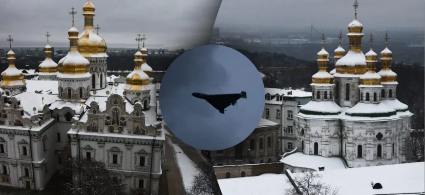 РФ вперше вдарила по Києво-Печерській Лаврі: у Мінкульті б’ють на сполох, куди влучили РФ вперше вдарила по Києво-Печерській Лаврі: у Мінкульті б’ють на сполох, куди влучили