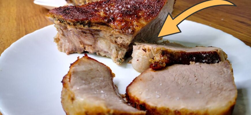 Перед запіканням м’ясо змащую не олією – духовка чиста, страва готується у 3 рази швидше: подробиці Перед запіканням м’ясо змащую не олією – духовка чиста, страва готується у 3 рази швидше: подробиці