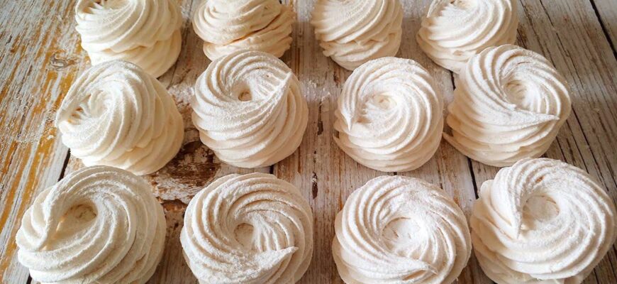 Зефір в магазині більше не купую: витрачаю лише 15 хвилин, а дітлахи аж пищать від смачного задоволення Зефір в магазині більше не купую: витрачаю лише 15 хвилин, а дітлахи аж пищать від смачного задоволення