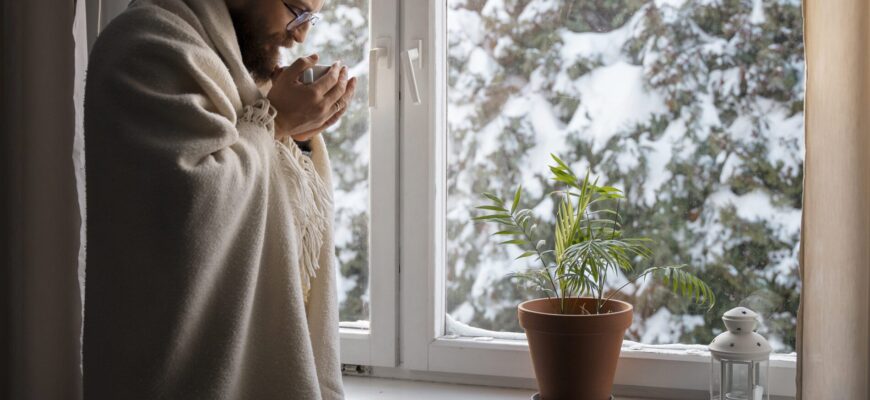 Мій кум-вікняр навчив такому, якщо продуває пластикове вікно: тепер не дме, а вдома на 3 градуси тепліше Мій кум-вікняр навчив такому, якщо продуває пластикове вікно: тепер не дме, а вдома на 3 градуси тепліше