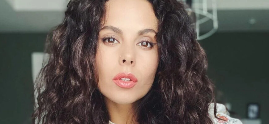 П’ять днів без їжі: Настя Каменських опинилася в лікарні під крапельницею (ФОТО) П’ять днів без їжі: Настя Каменських опинилася в лікарні під крапельницею (ФОТО)