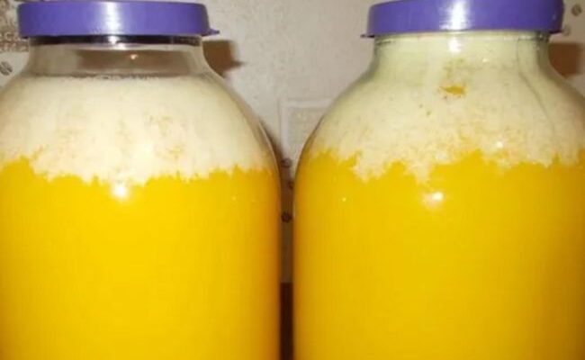 Білий наліт на меді: що насправді означає і чи можна його їсти Білий наліт на меді: що насправді означає і чи можна його їсти