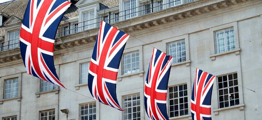 Британія готується до абордажу танкерів “тіньового флоту” Путіна та вилучення нафти на користь України Британія готується до абордажу танкерів “тіньового флоту” Путіна та вилучення нафти на користь України