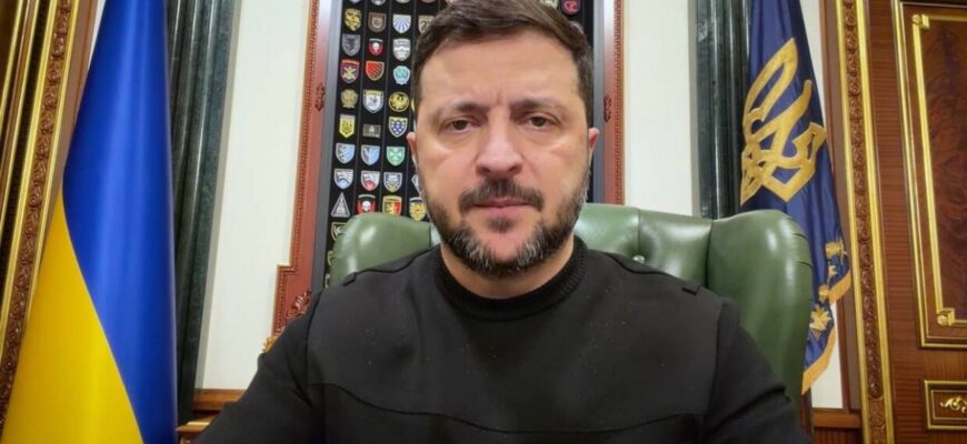 “Видно, як вони поважають Америку”: Зеленський відзначив цинізм Росії, яка обстрілює об’єкти енергетики під час похолодання “Видно, як вони поважають Америку”: Зеленський відзначив цинізм Росії, яка обстрілює об’єкти енергетики під час похолодання