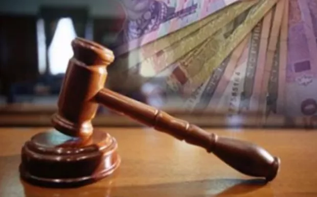 Депутат із Прикарпаття привласнив понад 2,5 млн грн із зарплат вчителів та сподівався сховатися в Чехії Депутат із Прикарпаття привласнив понад 2,5 млн грн із зарплат вчителів та сподівався сховатися в Чехії