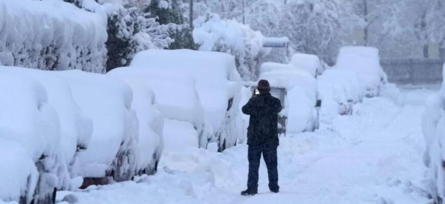 Сніг, дощ, мороз від -18 до +5 градусів: попередили про різку зміну погоди в неділю Сніг, дощ, мороз від -18 до +5 градусів: попередили про різку зміну погоди в неділю