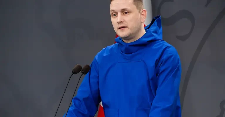 Ми обираємо Данію, – прем’єр Гренландії відкинув варіант приєднання до США Ми обираємо Данію, – прем’єр Гренландії відкинув варіант приєднання до США