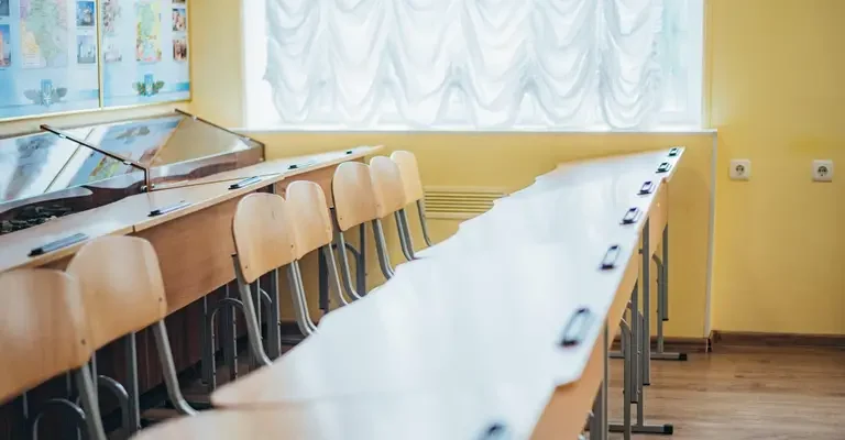 У Києві продовжили зимові канікули у школах У Києві продовжили зимові канікули у школах