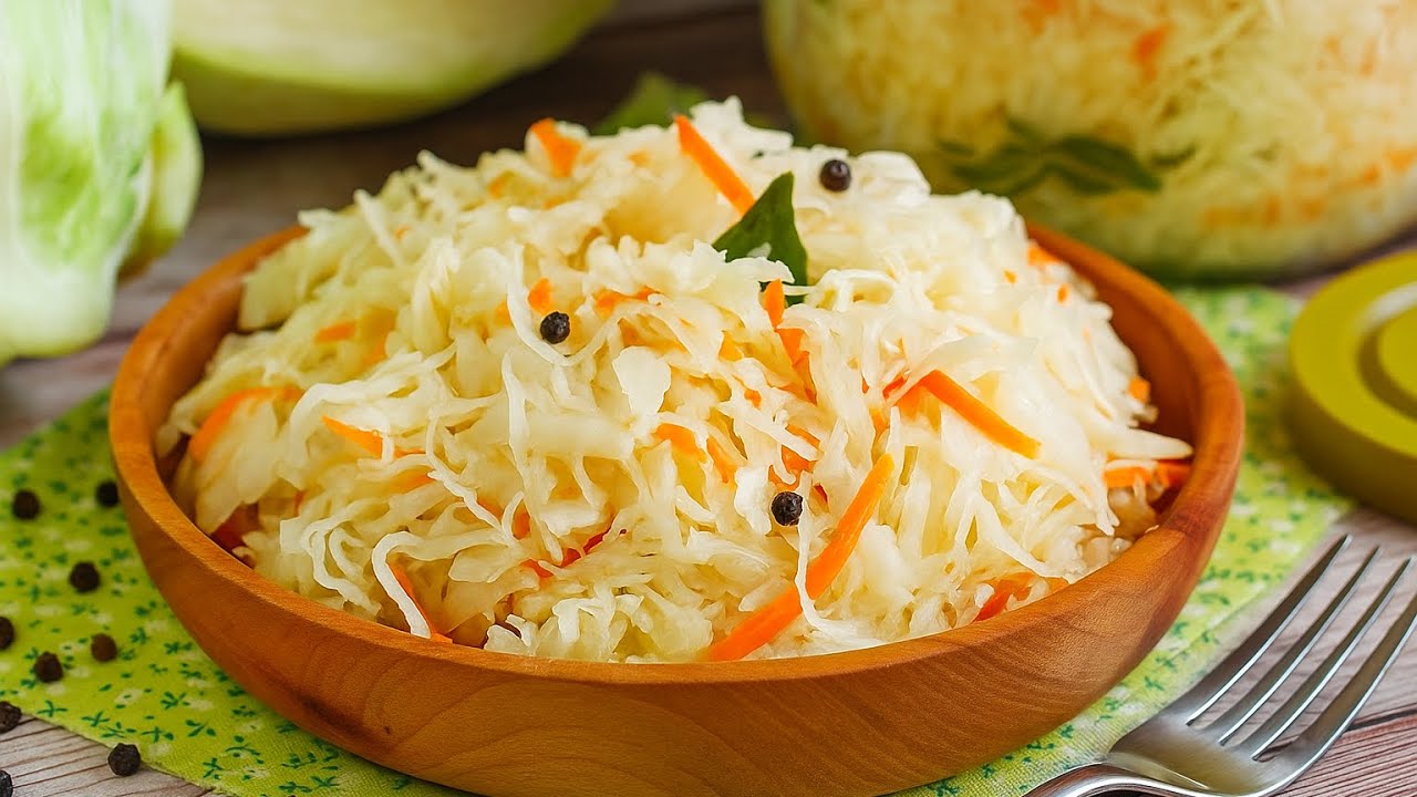Кулінар розповів, як зробити смачну мариновану капусту