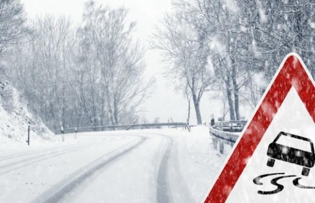 Не сіль і не пісок: Ось чим найкраще посипати доріжки в ожеледь Не сіль і не пісок: Ось чим найкраще посипати доріжки в ожеледь