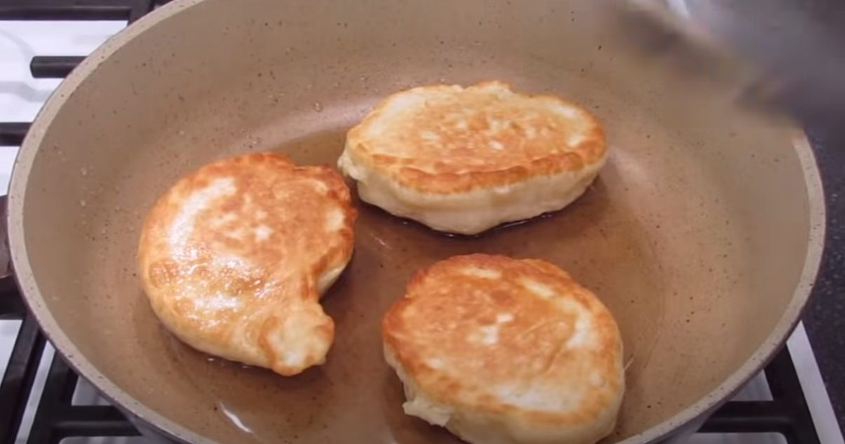 Кухарі розповіли, яку помилку роблять господині при приготуванні оладок Кухарі розповіли, яку помилку роблять господині при приготуванні оладок