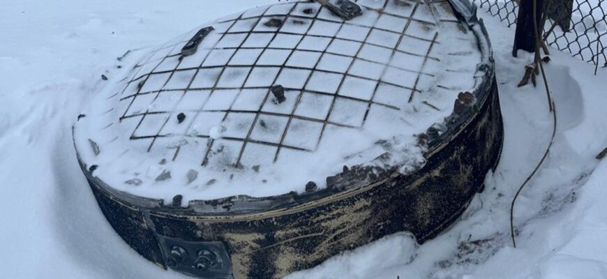 СБУ показала уламки “Орєшніка”, яким РФ вдарила по Львівщині (фото) СБУ показала уламки “Орєшніка”, яким РФ вдарила по Львівщині (фото)