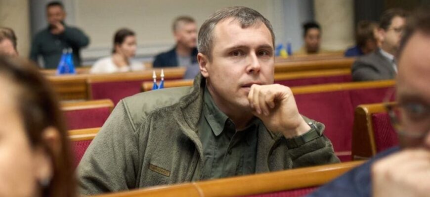 “Нас змушують віддавати території”: у Раді жорстко оцінили переговори з РФ “Нас змушують віддавати території”: у Раді жорстко оцінили переговори з РФ