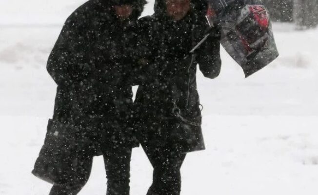 Морози вдарять з новою силою: в яких областях України буде найхолодніше Морози вдарять з новою силою: в яких областях України буде найхолодніше