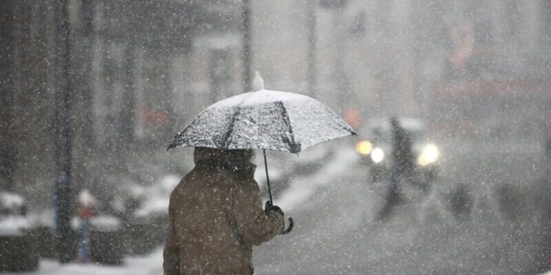 Штормове попередження на 2 січня: де в Україні очікується негода зі шквальним вітром Штормове попередження на 2 січня: де в Україні очікується негода зі шквальним вітром