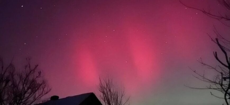Північне сяйво над Україною: у ніч проти 20 січня небо спалахнуло зеленими та рожевими відтінками Північне сяйво над Україною: у ніч проти 20 січня небо спалахнуло зеленими та рожевими відтінками