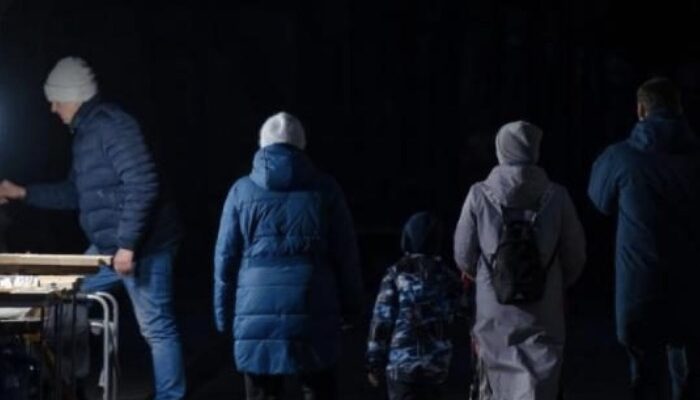 Аварійні відключення раптово накрили області України: де зникло світло Аварійні відключення раптово накрили області України: де зникло світло