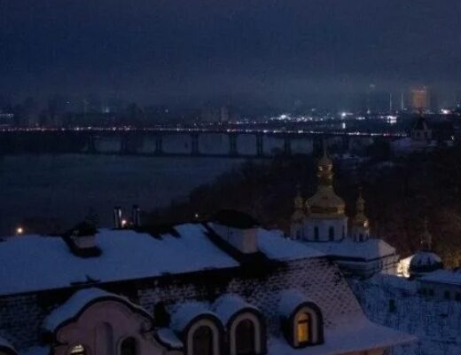 Світло більше не вимикатимуть: для якої категорії громадян скасують обмеження Світло більше не вимикатимуть: для якої категорії громадян скасують обмеження