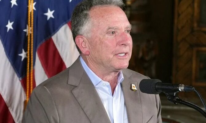 Мир уже скоро? : що розповів Віткофф Трампові про переговори в ОАЕ Мир уже скоро? : що розповів Віткофф Трампові про переговори в ОАЕ