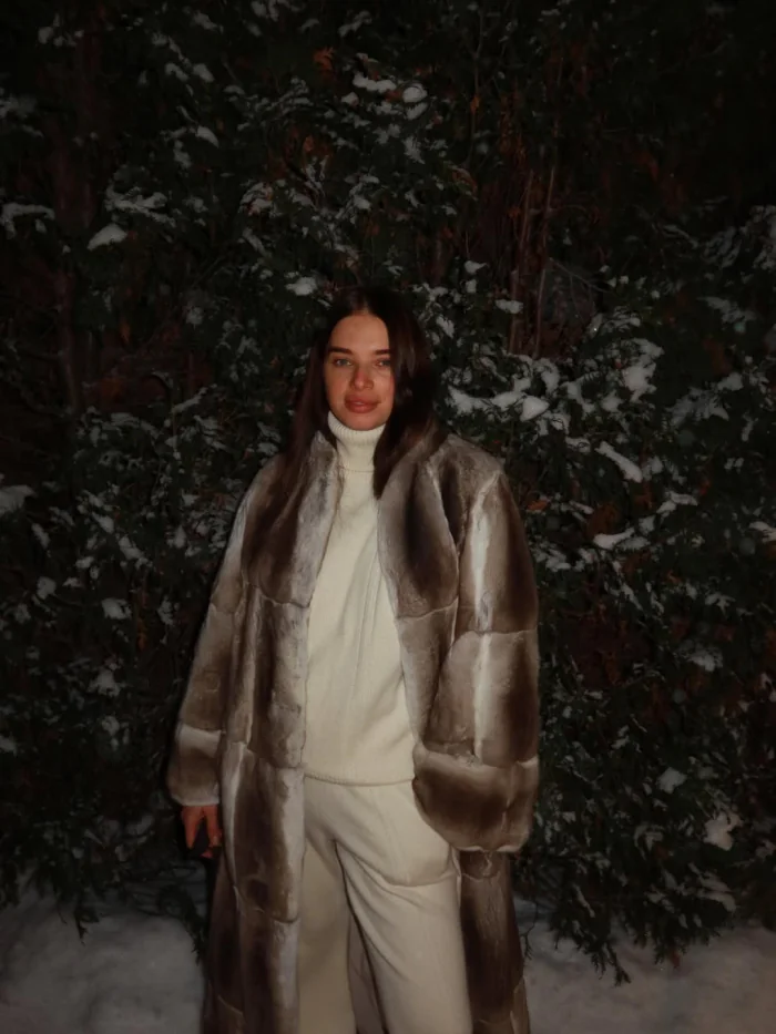 Шуба за мільйон: Катерина Усик приголомшила скандальною обновкою на відпочинку у Буковелі 5 Катерина Усик