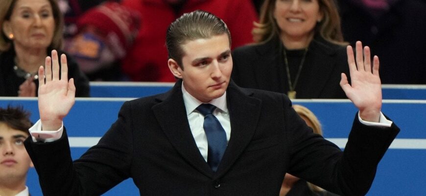 У 19-річного сина Трампа виявилася подруга з Росії У 19-річного сина Трампа виявилася подруга з Росії